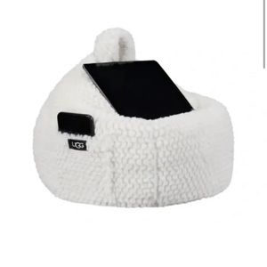 UGG Tablet Pouf